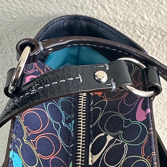 EUC COACH Chelsea Heritage Stripe Signature Tote Bag - Picture 12 of 16